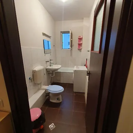 Appartement Rasarit De Soare -Auchan Titan Bucarest